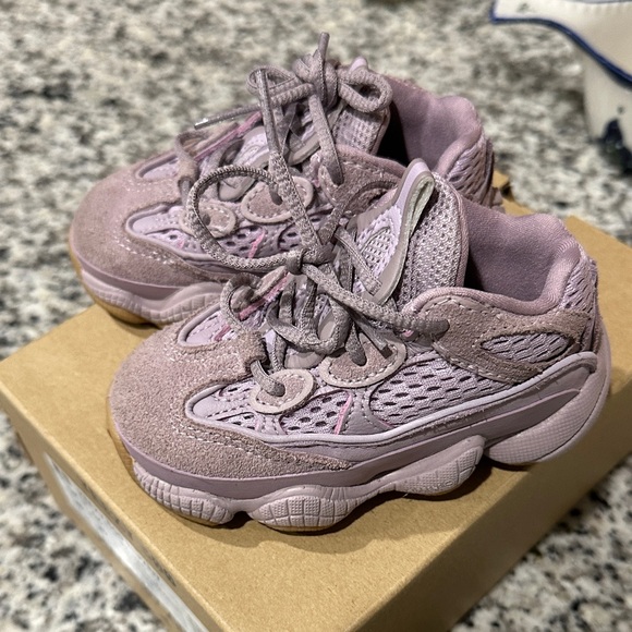 Kids Pink Sneakers infant size 5 - Picture 1 of 4